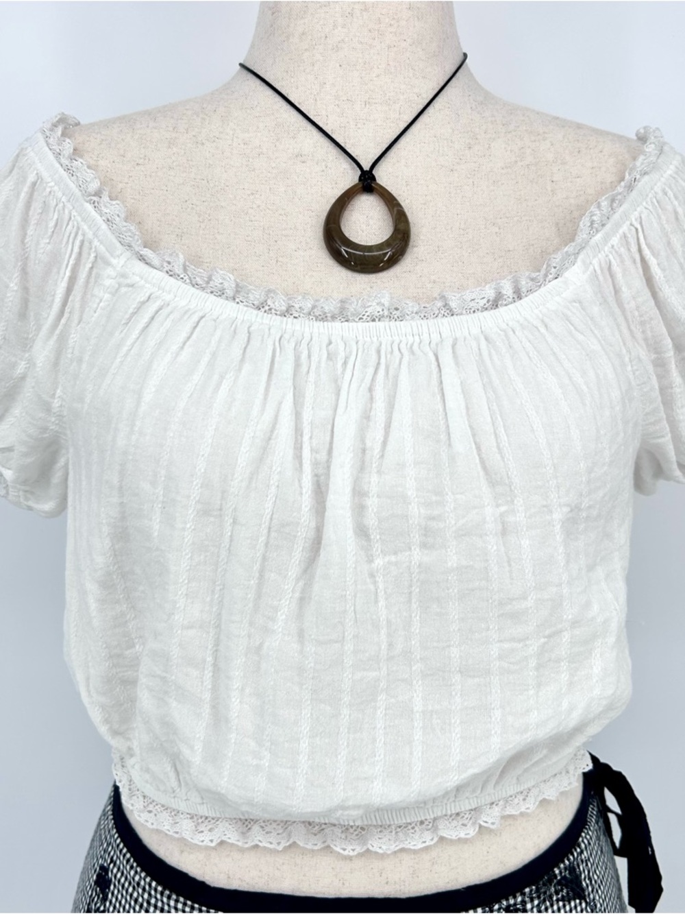 American Eagle White Lace Trim Peasant Top Off Shoulder Boho Cottagecore Blouse